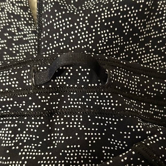 Lululemon Train Times 7/8 Pant 25" - Picture 6 of 7